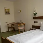 Rheingraf 3*